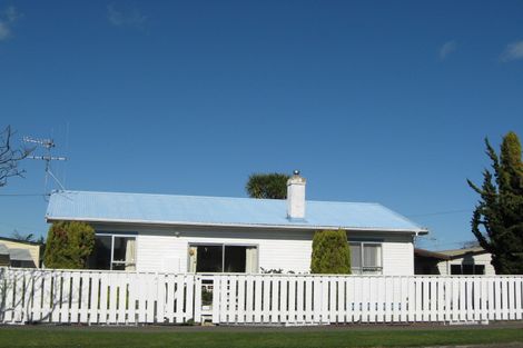 Photo of property in 1 Mill Street, Marton, 4710