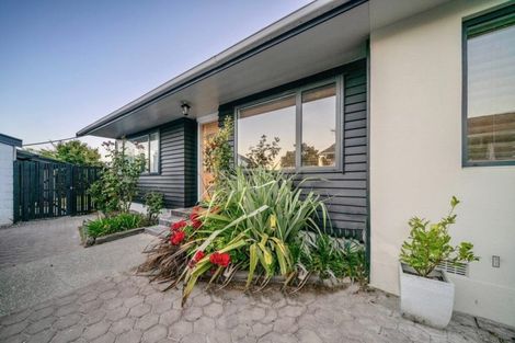 Photo of property in 2/16 Claymore Street, Woolston, Christchurch, 8062