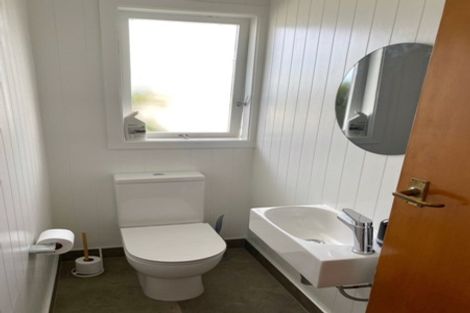 Photo of property in 12 Penhelig Place, Burnside, Christchurch, 8053