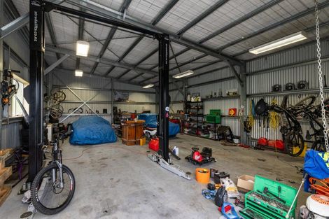 Photo of property in 224 Seafield Road, Eskdale, Napier, 4182