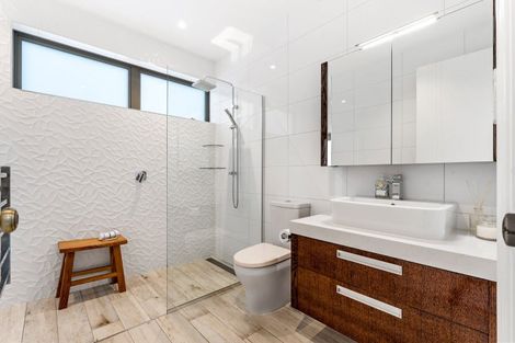 Photo of property in 114 Mangatawhiri Road, Omaha, Warkworth, 0986
