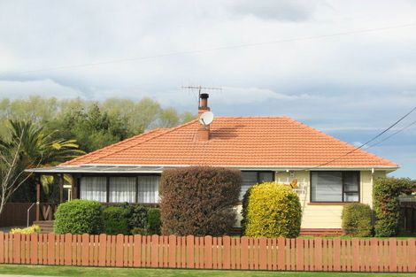 Photo of property in 28 Ferry Road, Clive, 4102