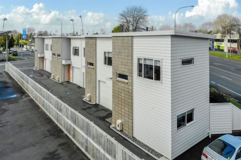 Photo of property in 39u5 Norton Road, Frankton, Hamilton, 3204