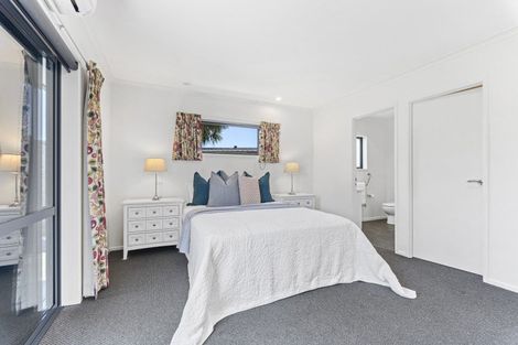 Photo of property in 271a Carrington Street, Vogeltown, New Plymouth, 4310