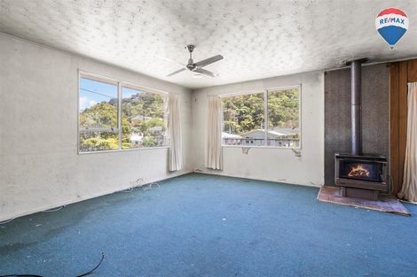 Photo of property in 122 Hair Street, Wainuiomata, Lower Hutt, 5014