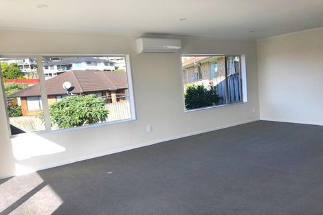 Photo of property in 12 Libnai Avenue, Clover Park, Auckland, 2019