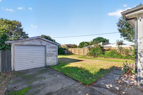 Photo of property in 176 High Street North, Carterton, 5713