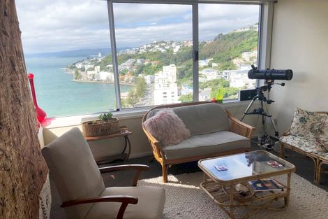 Photo of property in 2f7 Oriental Terrace, Mount Victoria, Wellington, 6011