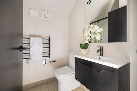 Photo of property in 13 O'meara Street, Swanson, Auckland, 0614