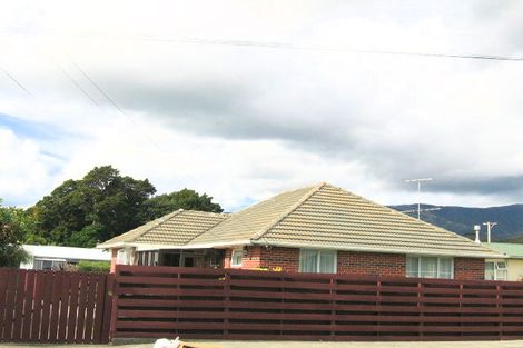 Photo of property in 34 Totara Park Road, Clouston Park, Upper Hutt, 5018