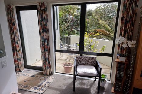 Photo of property in 39a Baroda Street, Khandallah, Wellington, 6035
