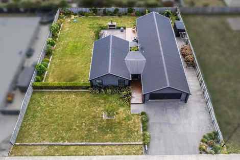 Photo of property in 16 Fantail Avenue, Carterton, 5713