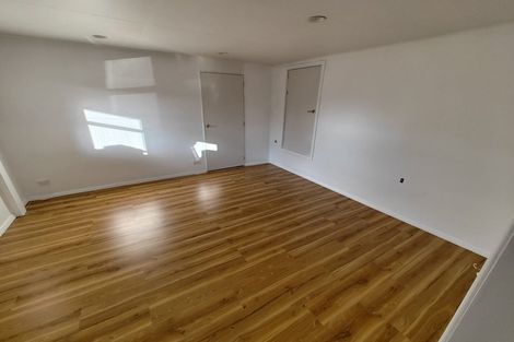 Photo of property in 2/80 Archers Road, Glenfield, Auckland, 0629