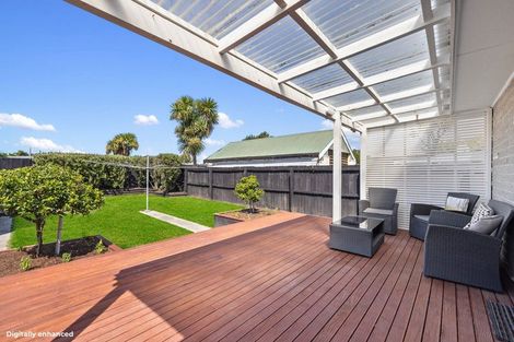 Photo of property in 112 Effingham Street, North New Brighton, Christchurch, 8083