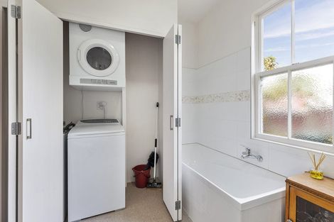 Photo of property in 131 Aro Street, Aro Valley, Wellington, 6021