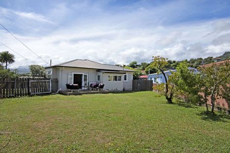 Photo of property in 71 Emano Street, Toi Toi, Nelson, 7010