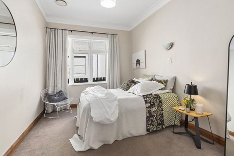 Photo of property in 224 The Parade, Island Bay, Wellington, 6023