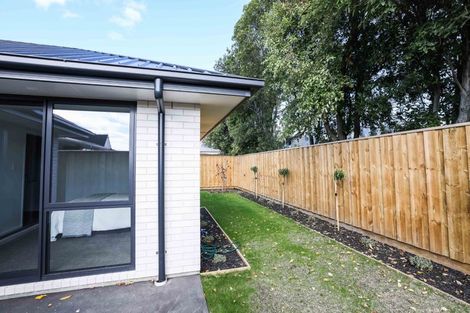 Photo of property in 2/14 Woodhouse Street, Linwood, Christchurch, 8062