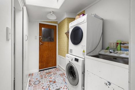 Photo of property in 41b Wallis Street, Raglan, 3225