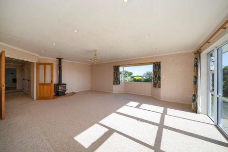 Photo of property in 281 Waihi Road, Hawera, 4673