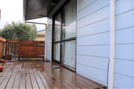 Photo of property in 2/54 Pooks Road, Ranui, Auckland, 0612