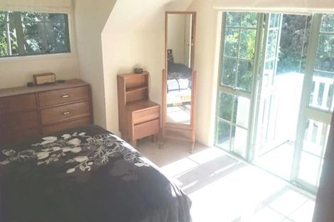 Photo of property in 58 Seabreeze Road, Narrow Neck, Auckland, 0624