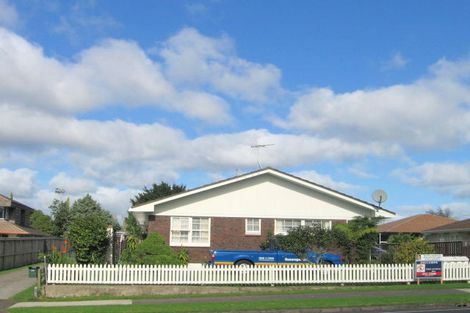 Photo of property in 2/115 Kolmar Road, Papatoetoe, Auckland, 2025