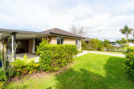 Photo of property in 17 Kedge Drive, Mangawhai, 0505