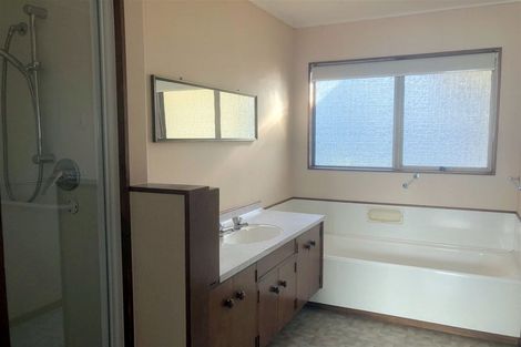 Photo of property in 29 Ruataniwha Street, Waipawa, 4210