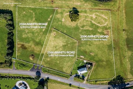 Photo of property in 2586 Awhitu Road, Awhitu, 2684
