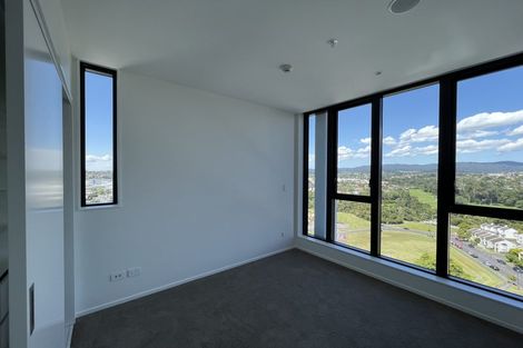 Photo of property in 1 Buscomb Avenue, Henderson, Auckland, 0610