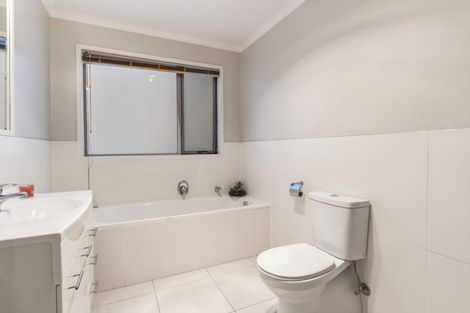 Photo of property in 30 Jerpoint Drive, Flat Bush, Auckland, 2019