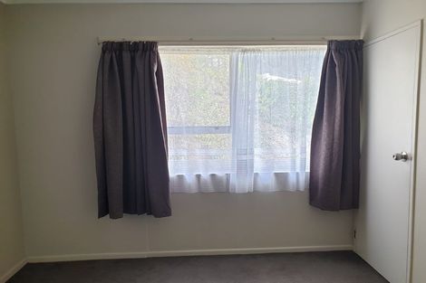 Photo of property in 126u2 Redwood Avenue, Tawa, Wellington, 5028