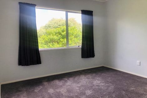 Photo of property in 1/14 Gillan Place, Bayview, Auckland, 0629