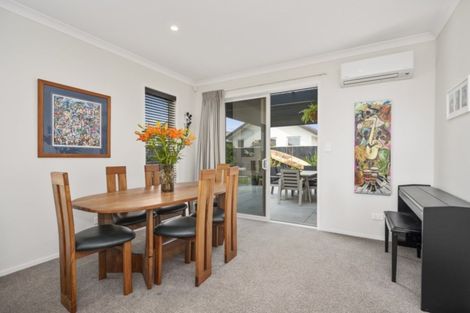 Photo of property in 77 Sandhurst Drive, Papamoa Beach, Papamoa, 3118