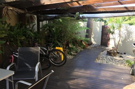 Photo of property in 40 Lyons Avenue, Murrays Bay, Auckland, 0630
