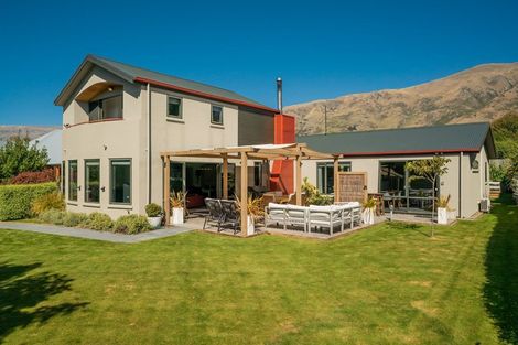 Photo of property in 131 Meadowstone Drive, Wanaka, 9305