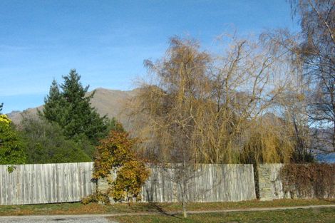Photo of property in 21 Poplar Drive, Kelvin Heights, Queenstown, 9300
