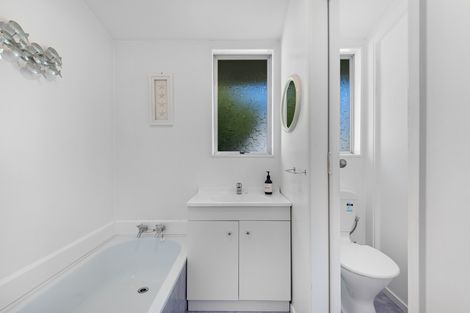 Photo of property in 29 Estuary Crescent, Fairfield, Dunedin, 9018