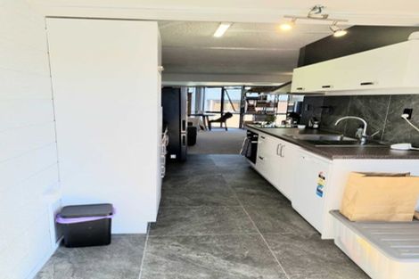 Photo of property in 40 Maunganui Road, Mount Maunganui, 3116