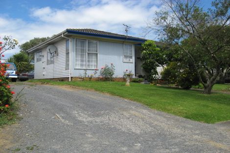 Photo of property in 14 Staverton Crescent, Mangere, Auckland, 2022