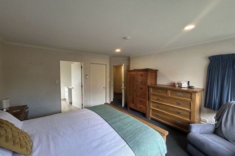 Photo of property in 9 Sequoia Grove, Mount Maunganui, 3116