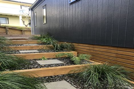 Photo of property in 6a Moffat Road, Red Beach, 0932