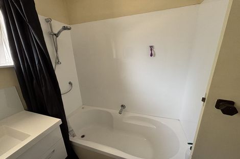 Photo of property in 102 Mount Street, Nelson South, Nelson, 7010