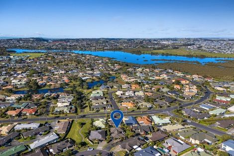 Photo of property in 49 Chesterfield Way, Orewa, 0931