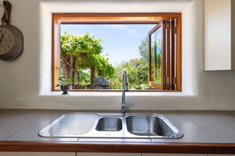 Photo of property in 46 Mitchell Road, Puketapu, Napier, 4182