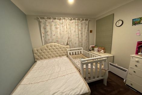 Photo of property in 12 Gifford Grove, Churton Park, Wellington, 6037