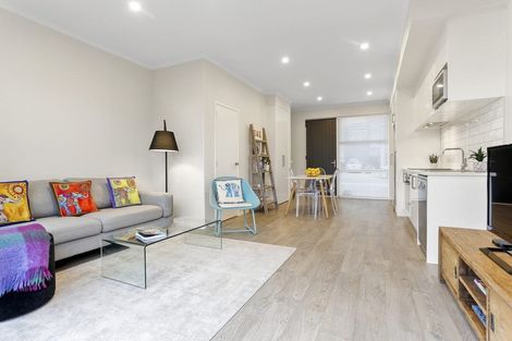 Photo of property in 25 Spotted Dove Road, Hobsonville, Auckland, 0616