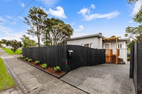 Photo of property in 27 Withers Road, Glen Eden, Auckland, 0602