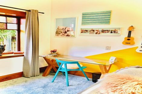 Photo of property in 6 Governor Road, Northland, Wellington, 6012